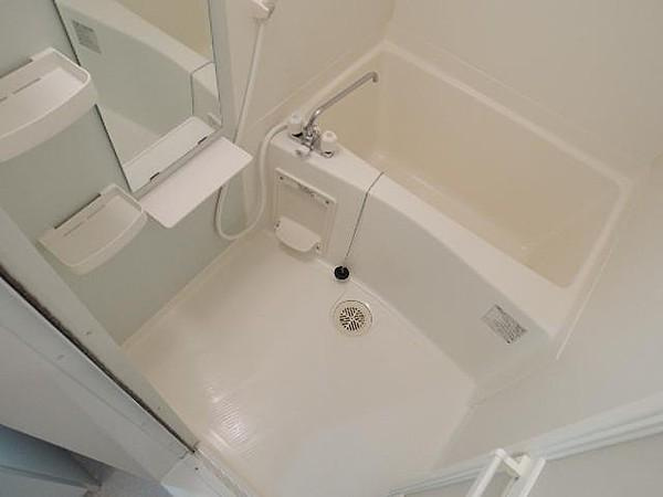 スプリームサカイの浴室|同物件別部屋参考写真