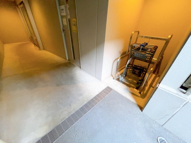 ライオンズプレイズ南大高のロビー