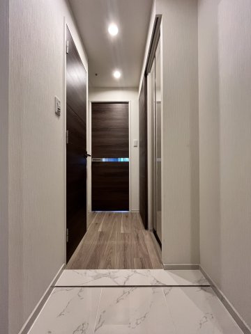 【玄関】パークフラッツ東三国