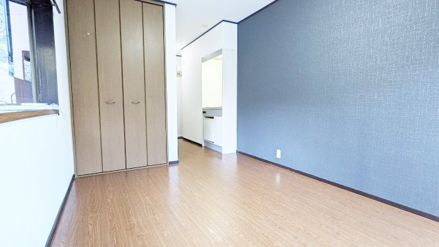 月見山ヒルズの洋室|明るい洋室です