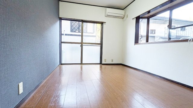 月見山ヒルズの居間・リビング|使いやすいリビングです