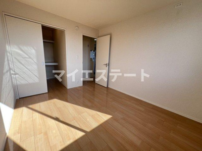 【洋室】 | リバーパークタウンB | 別部屋写真