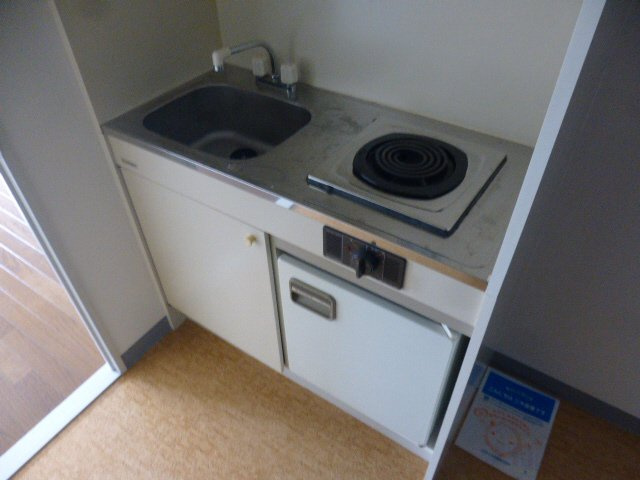 姫路市白浜町宇佐崎北３丁目のハイツのキッチン