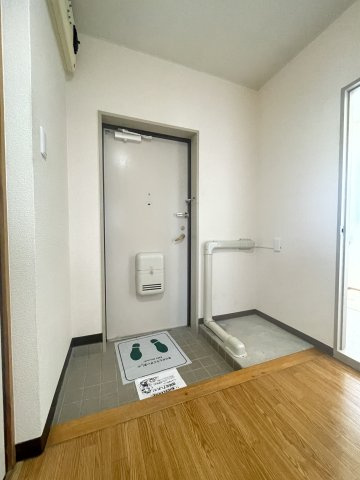 ブルゴーニュマンションの玄関