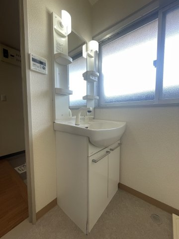 ブルゴーニュマンションの洗面所