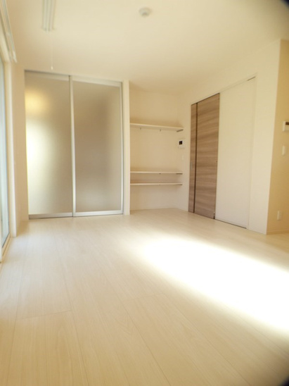 【居間・リビング】グレイスコート住吉本町 