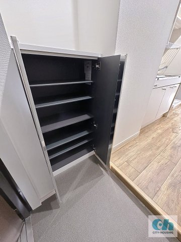 八木ビル 303号室の収納