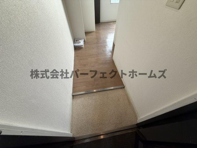 New StoRK Apartment禁野本町のロビー|建物の内部です