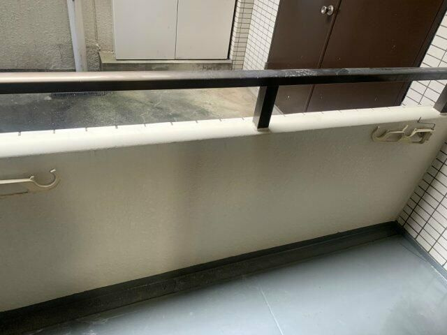 横浜市保土ケ谷区瀬戸ケ谷町の賃貸マンションのバルコニー
