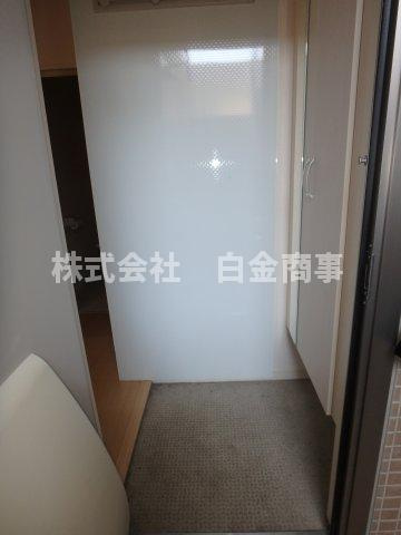 アレグリアの玄関|同じ間取り反転タイプになります