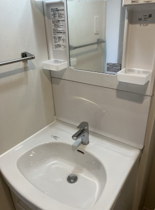 ＩＸＯ浅間町の洗面所|別部屋参照写真
