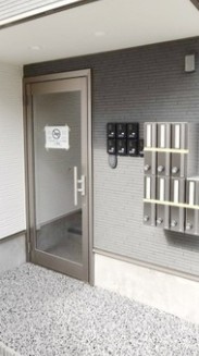 アークシティ武里のエントランス