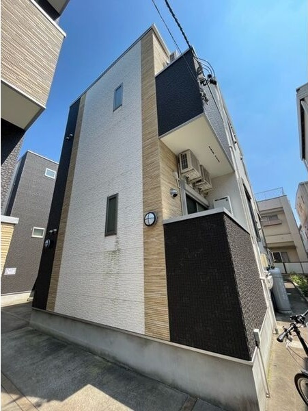 プルミエール中村の外観