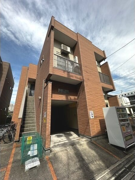 寿キャッスル栄生の外観
