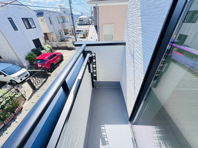 松戸市栄町７丁目新築戸建のバルコニー|2Fリビング前バルコニー