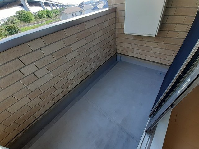 ユーアイハイツ　新家のバルコニー|バルコニーがあります