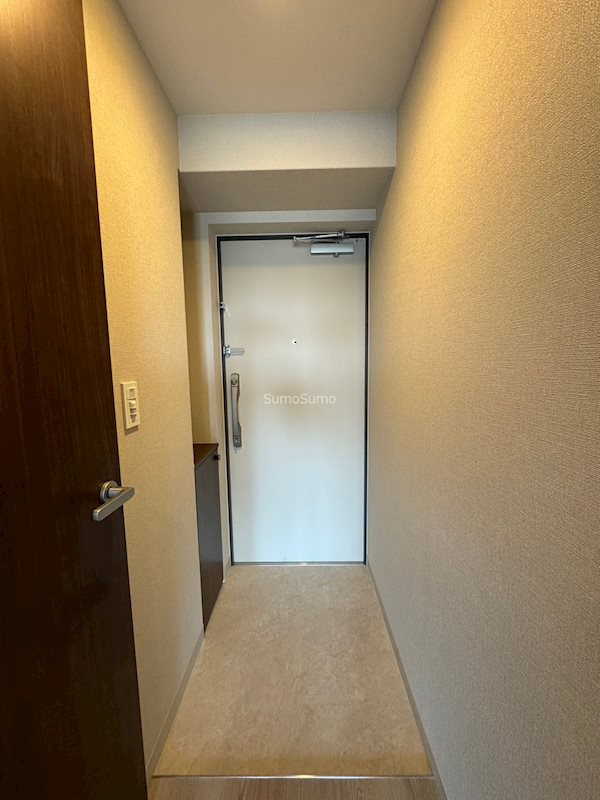 ArtizA西長堀の玄関