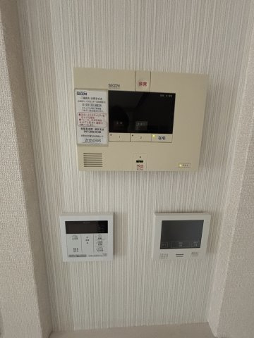 【TVモニター付きインターフォン】