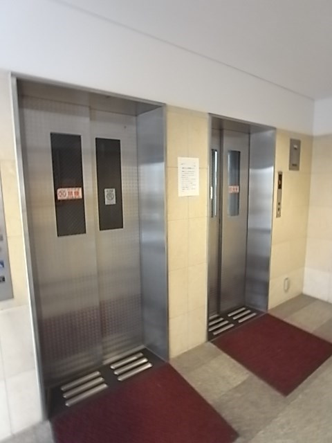 ライオンズプラザ神戸の外観
