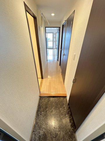 L'sステューディオ岡本の玄関