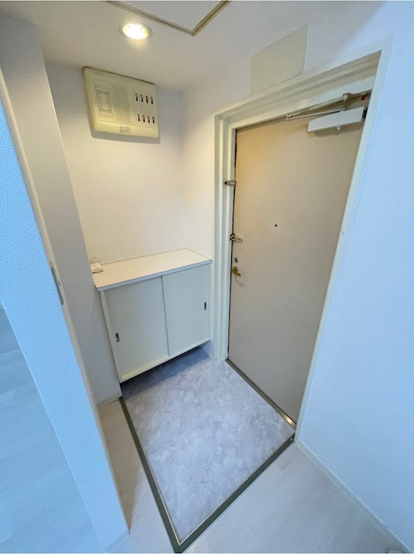 松屋町ラフォーレ高吉の玄関