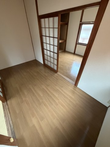 佐本ハイツの居間・リビング