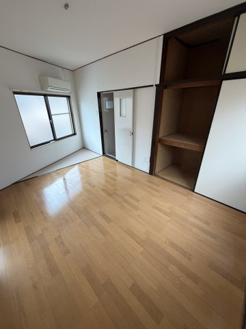佐本ハイツの居間・リビング