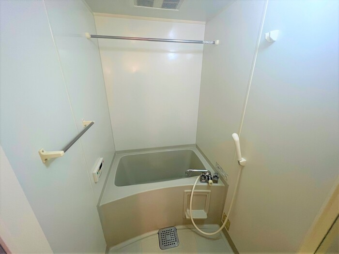 エスペランサ・セグードの浴室|※写真は同タイプ住戸です