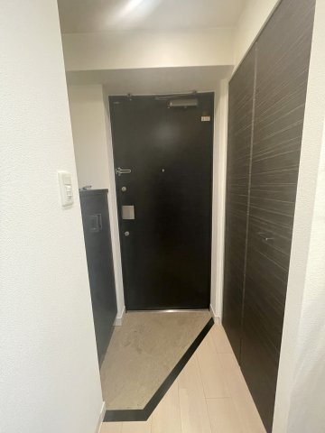 プレサンス神戸プレシャスの玄関