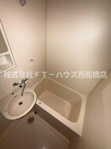 フォルス１２の浴室