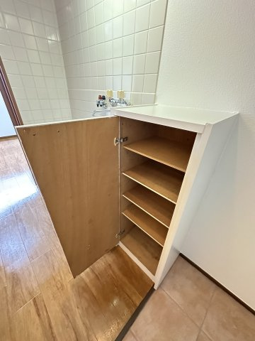 大宝　谷六ルグランの収納