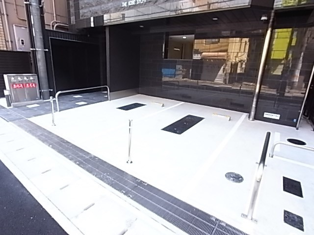 ララプレイス ザ・神戸シルフの外観