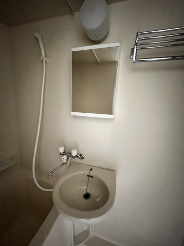 アージュ・リベルテ本山の洗面所
