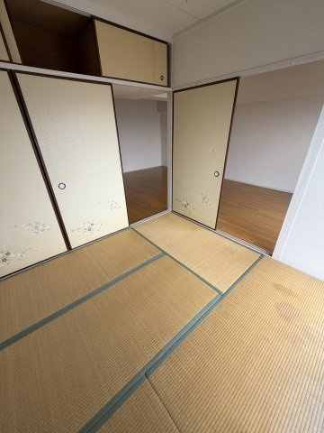 潮見台マンションの和室