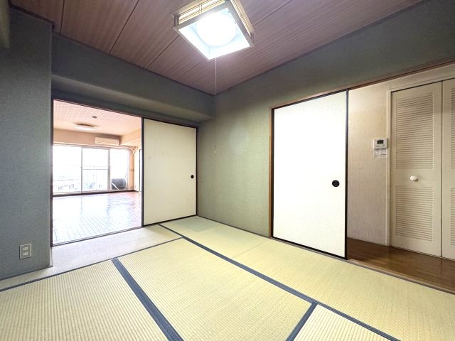 ネオコーポ明舞壱番館の和室