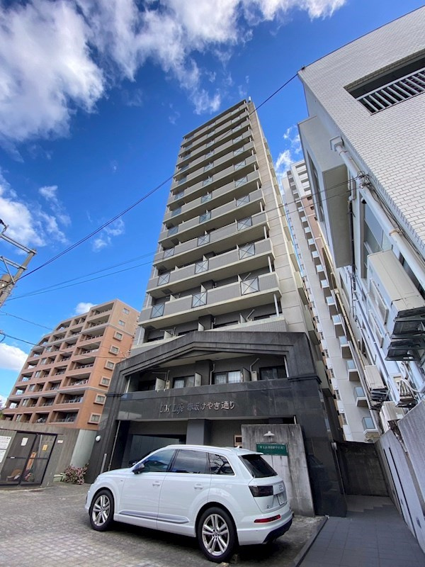 ユーエムライフ赤坂けやき通りの外観
