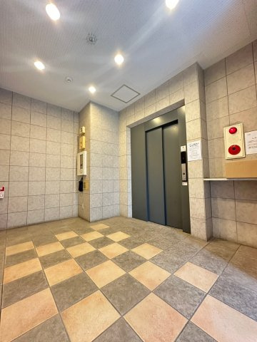 ベローザ六本松のロビー