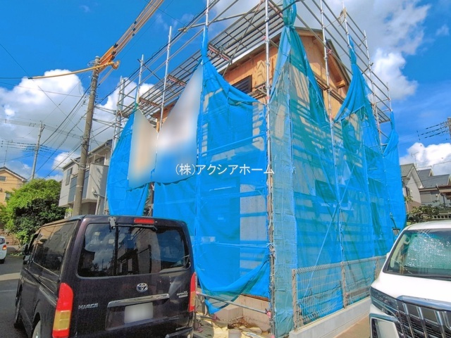 所沢市松郷・全1棟　新築一戸建　～南道路に面し日当たり良好～の外観|現地写真（2026年8月18日撮影）