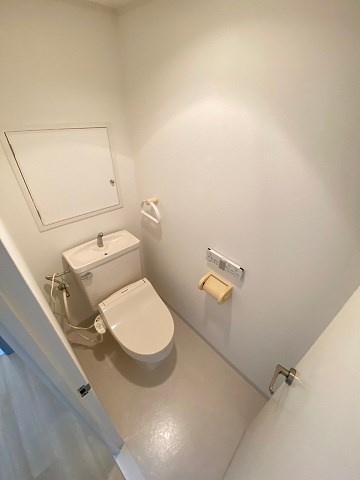 ロイヤルメゾン鹿塩壱番館のトイレ