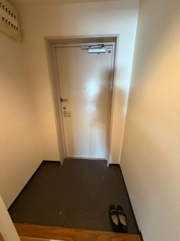 オルテンシアKOBEの玄関