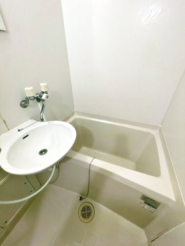 サニーガーデン宝塚の浴室|お風呂で日々の疲れを落としましょう