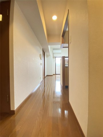 トウイナーズマンションの玄関
