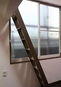 横浜市南区大岡２丁目のアパートの居間・リビング