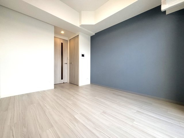 【寝室】プレサンス塚本ベラビィ