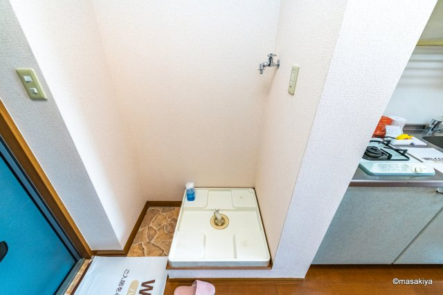 パルフェ三輪　Bの洗面所|室内洗濯機置き場