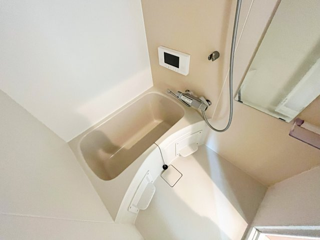 宝塚市大成町のアパートの浴室|※同建物の類似写真となります。