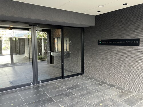 福岡市博多区麦野６丁目の賃貸マンションのロビー|その他：エントランス     （2026年4月撮影）