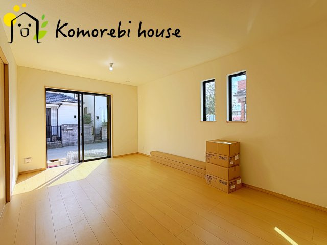 さいたま市見沼区堀崎町　新築一戸建て　ハートフルタウン　Bの居間・リビング|2026.10.16撮影