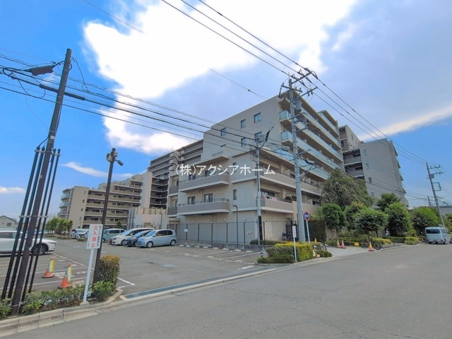 グランビュースクエアの外観