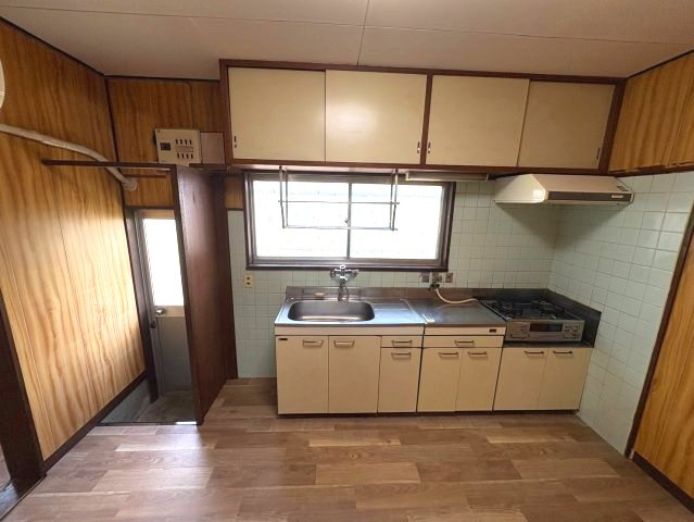 大宝戸建のキッチン